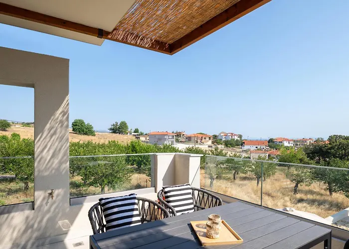 Melian * Nikiti (Sithonia)